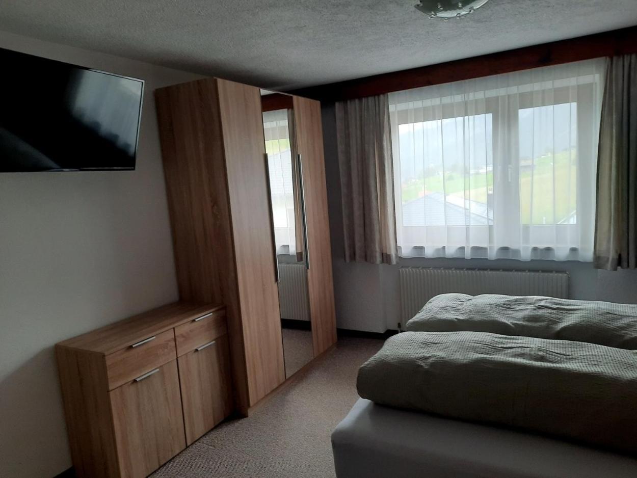 Haus Renate Apartman Lermoos Kültér fotó